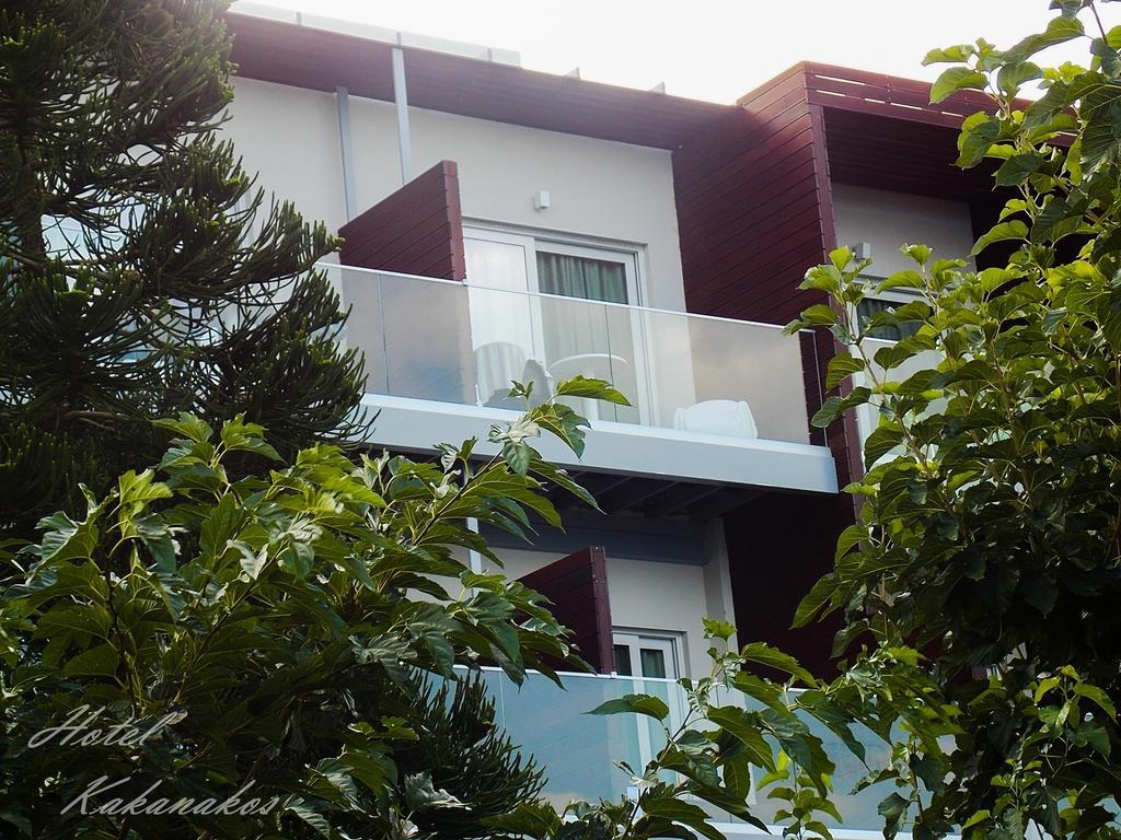 Hotel Kakanakos ลูตรา โอรายาส เอเลนิส ภายนอก รูปภาพ
