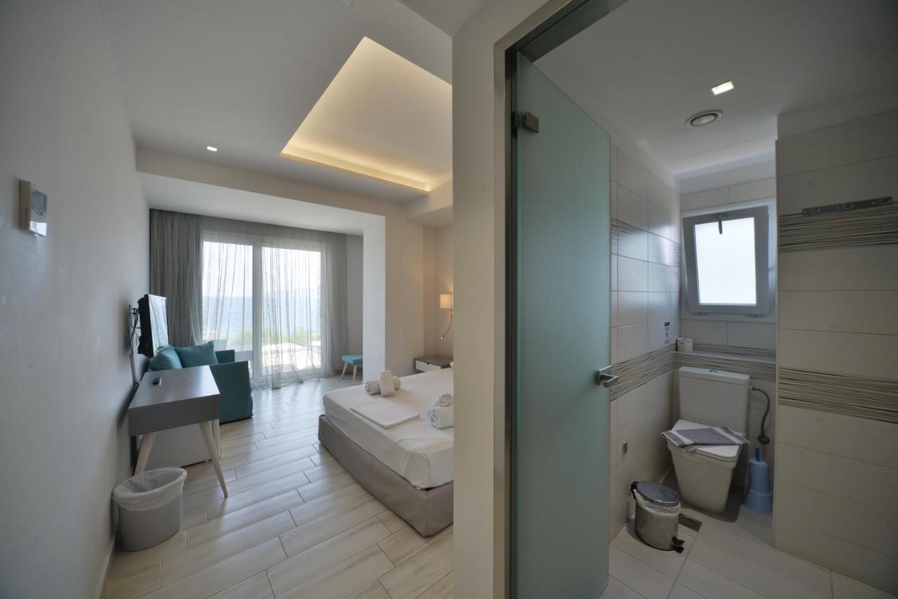 Hotel Kakanakos ลูตรา โอรายาส เอเลนิส ภายนอก รูปภาพ